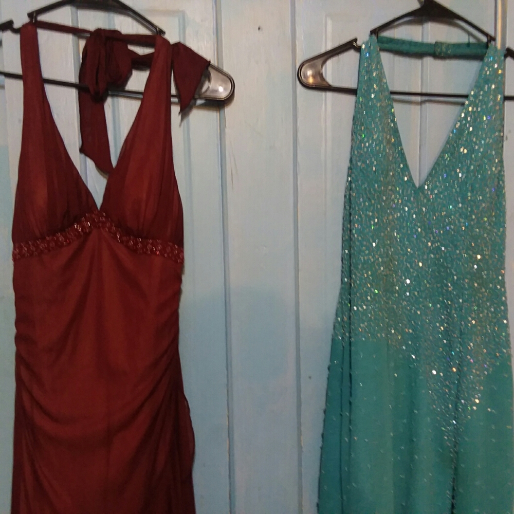 Prom dresses - Picture 3 of 4